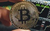 Chuyên gia cảnh báo mức giá hợp lý của Bitcoin hiện chỉ là 38.000 USD, nhà đầu tư đừng dại thấy 'hoa nở mà ngỡ xuân về'
