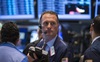 Dow Jones tăng gần 600 điểm, S&P 500 kết thúc 3 phiên giảm liên tiếp khi cổ phiếu công nghệ phục hồi và giá dầu lao dốc