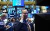 Dow Jones tăng hơn 500 điểm khi quyết định nâng lãi suất của Fed củng cố niềm tin của nhà đầu tư