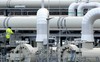 Sản lượng dầu Nga liên tục phục hồi mặc dù bị xa lánh: Điện Kremlin đã tìm ra con đường dầu mỏ đến châu Âu?