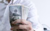 Nhiều yếu tố đẩy đồng USD lên mức cao kỷ lục trong 20 năm
