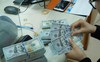 Thị trường nâng kỳ vọng, tỷ giá USD/VND lại vọt tăng