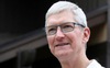 Apple giảm 40% lương thưởng của Tim Cook
