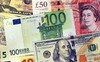 USD tăng giá mạnh so với các tiền tệ rủi ro, yen và vàng lao dốc
