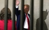 Ông Donald Trump bất ngờ nói sắp bị bắt giữ