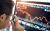 Một cổ phiếu ngân hàng tăng 13% sau 2 phiên, nhiều mã ghi nhận giao dịch thỏa thuận hàng trăm tỷ đồng