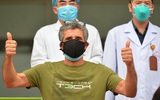 Nam bệnh nhân người Pháp nhiễm Covid-19 trong ngày khỏi bệnh: "Tôi cảm kích tấm lòng của các bác sĩ Việt Nam"