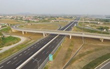 DN vận tải mất thêm 1.000 tỷ đồng trong 3 tháng sửa đường 5 cũ