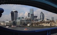 London vượt New York trở thành trung tâm tài chính lớn nhất