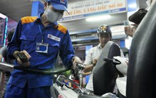 Giá dầu hỏa giảm tối thiểu 377 đồng/lít, giá xăng không giảm