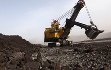 Nếu Trung Quốc “giết” siêu chu kỳ trên thị trường hàng hóa, Fed đang “chôn cất” nó