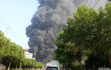 Lại nổ tan hoang nhà máy hóa chất tại Trung Quốc