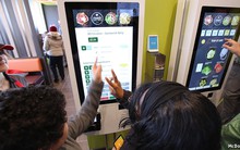 Khi McDonald's lao đao