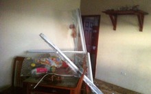 Cuồng phong nổi lên, dân chung cư hò nhau sơ tán