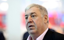 Bốn ông lớn ngân hàng Nga thừa nước đục thả câu ?