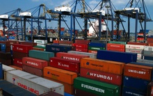 10 lý do các đại gia chọn đầu tư vận tải container