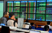 Chứng khoán Hướng Việt: Gửi ngân hàng tận 350 tỷ vẫn bị lỗ quý 4