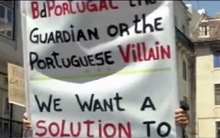 Sợ mất tiền, hàng trăm người biểu tình trước cửa ngân hàng lớn thứ hai Tây Ban Nha