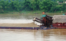Hưng Yên: Mâu thuẫn do khai thác cát