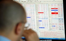 Phố Wall tăng vọt nhờ cổ phiếu công nghệ và tài chính