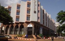 Vụ tấn công khách sạn ở Mali: Khoảng 80 con tin đã được thả