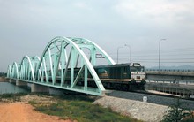 Nâng vận tốc đường sắt bình quân lên 80 - 90 km/giờ
