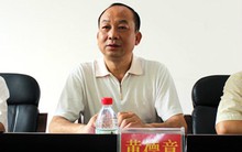 Bắt giữ quan chức Trung Quốc dùng hàng triệu USD khắc hai con chim