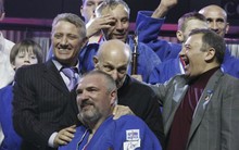 Ngôi vị gia tộc giàu nhất Nga có chủ mới