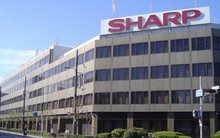 Sharp bán trụ sở, đóng cửa nhà máy sản xuất tivi LCD