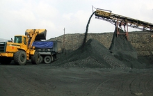 Than Núi Béo lên kế hoạch giảm 17% doanh thu năm 2015