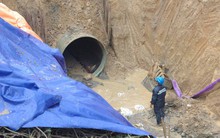 Ống nước vỡ 15 lần, cán bộ né trách nhiệm