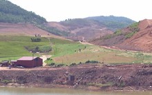 Dự án sân golf Yên Dũng, Bắc Giang: Dân phẫn nộ, nhà cửa bị đập phá tan hoang