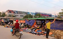 Công nhân, nông dân bán rau, hoa quả, chủ nhà trọ quanh nhà máy Samsung Bắc Ninh khốn khổ vì sự cố Note 7 phát nổ