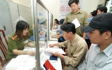 Không để dân 'ôm' đống giấy tờ cá nhân