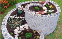 Vẻ đẹp hút mắt của sân vườn trang trí bằng đá