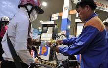 Xăng sẽ tăng giá thêm 1.000 đồng vì thuế?