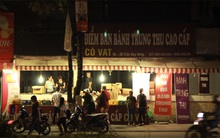 Bánh trung thu cao cấp bán đổ đống 2 chục ngàn