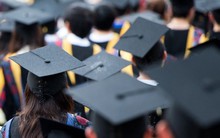 "200.000 cử nhân thất nghiệp không phải lỗi của ngành giáo dục"