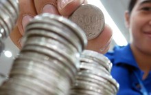 Lạnh tiền xu, nóng tiền lì xì