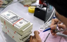 Phát hành trái phiếu ngoại tệ ở trong nước thì không chống đô la hóa được!
