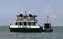 Liên tiếp phát hiện tàu chở xăng A92 không rõ nguồn gốc