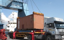 35.000 tấn lốp cũ tồn ở cảng biển sẽ được bán cho các công ty