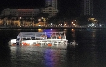 Vụ lật tàu sông Hàn: Tàu vừa đổi chủ 10 ngày