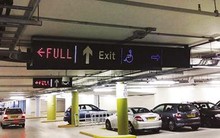 Tranh cãi "quyền mua bán" chỗ để xe ô tô chung cư