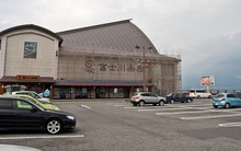 Người Nhật đã biến nhà vệ sinh công cộng thành máy kiếm tiền như thế nào?