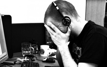 Anh chàng có bằng Harvard nhưng lại chẳng biết tí gì về cuộc đời, kết quả là thất nghiệp, đến cửa hàng đồ ăn nhanh cũng chẳng thèm thuê!