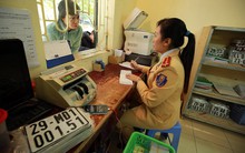 Lệ phí đăng ký, cấp biển ô tô con cao nhất 20 triệu đồng