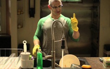 Mỹ Hảo vs Sunlight: Cuộc chiến 2 thập kỷ trong bồn rửa bát