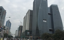 1 km cõng 40 tòa chung cư cao tầng, đường Lê Văn Lương đang ngộp thở