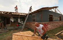 Cựu Giám đốc của Bank of America chuyển nghề đi sửa nhà